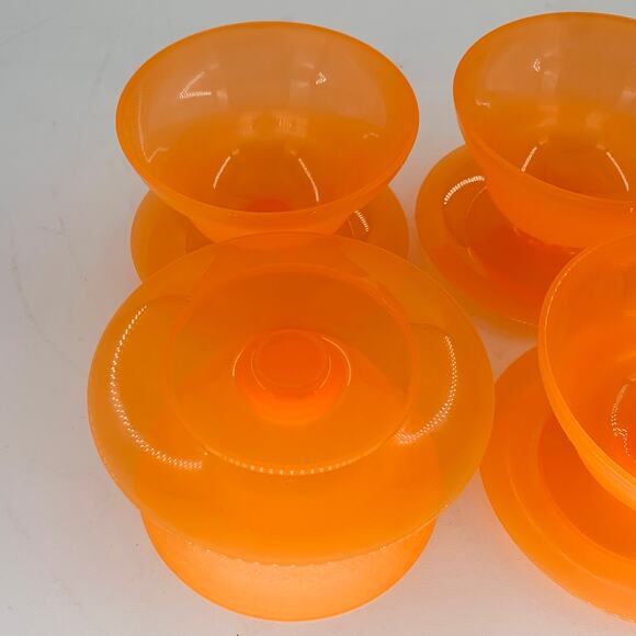 Tupperware Dessert Cups With Lids Set 4 Orange Bowls Pudding Petite Dishes - Picture 3 of 6